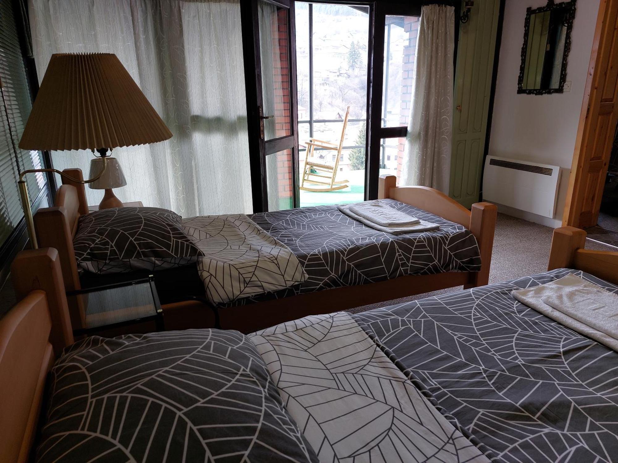 Panorama Travnik Aparthotel Room photo